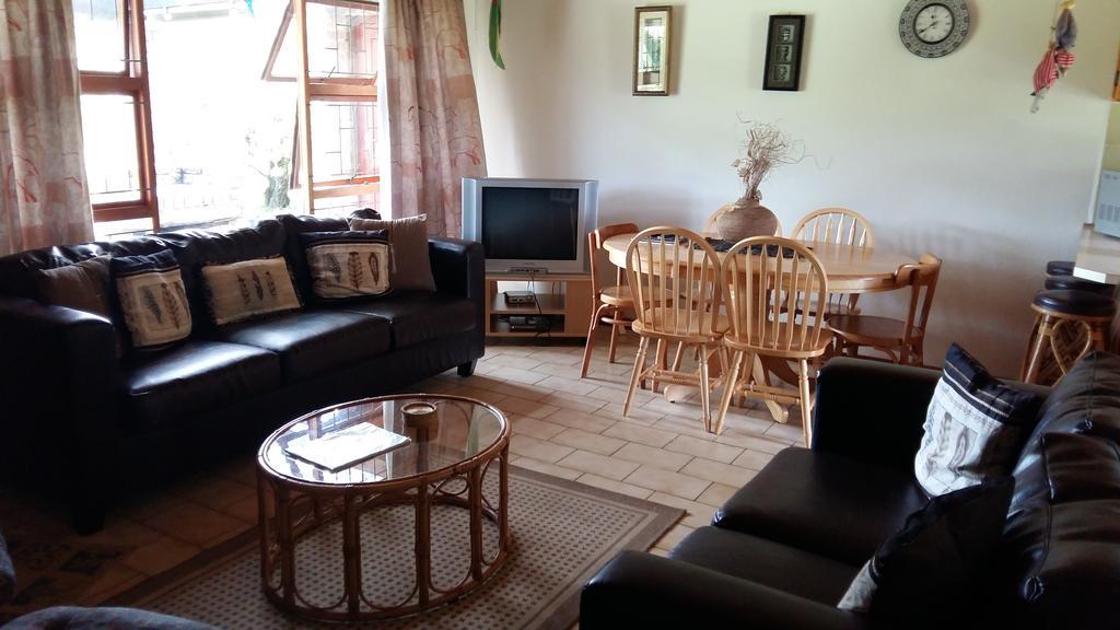 Brenton Lake Holiday Cottages Ngoại thất bức ảnh